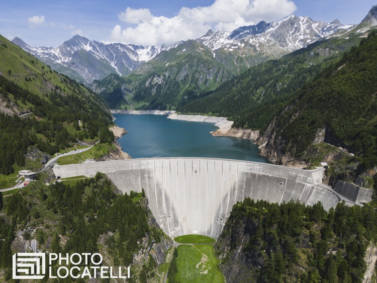 Diga del Luzzone e dintorni